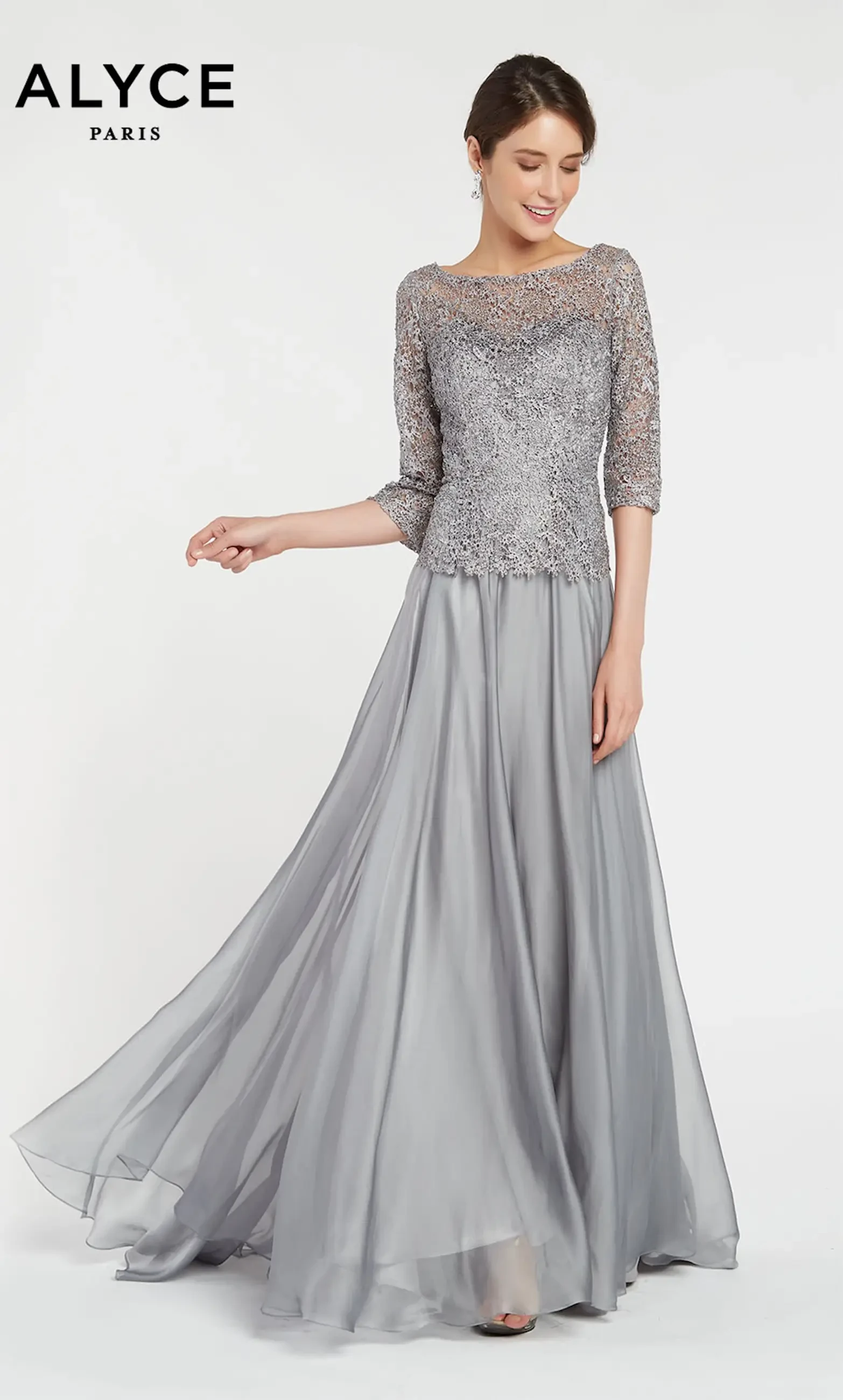 Mother of the Bride Dress Etiquette: What Moms Need to Know. Desktop Image